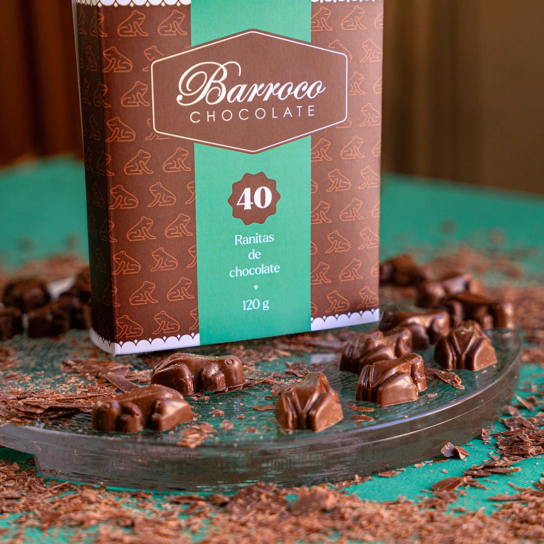 Caja Barroco de 40 ranitas de chocolate