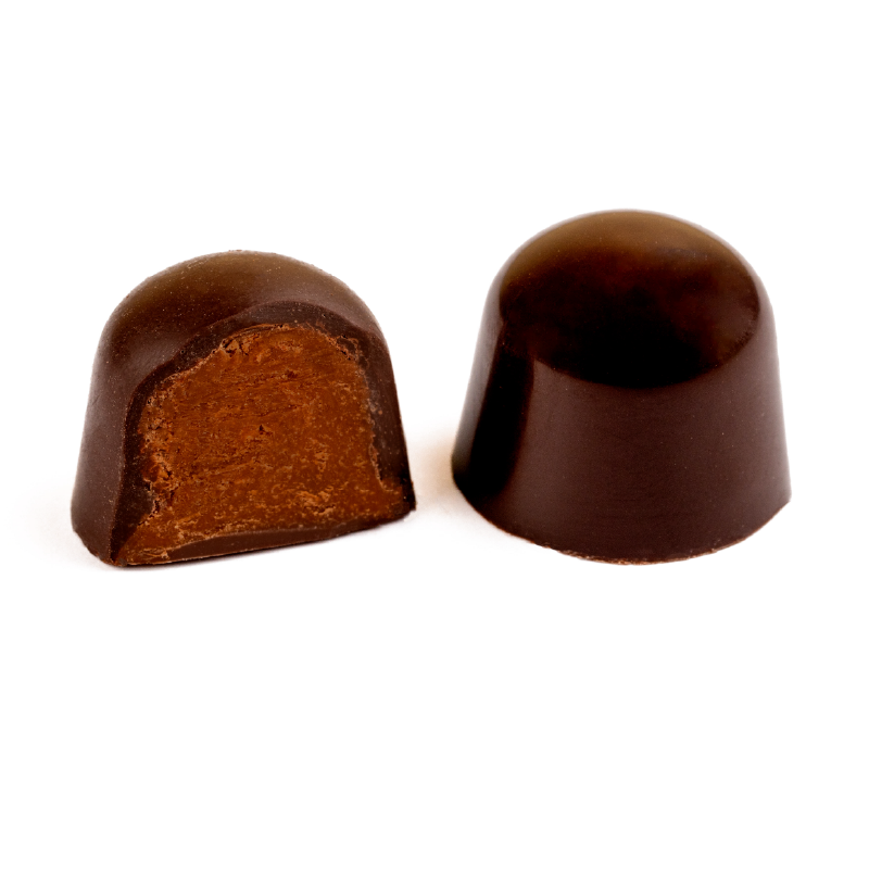 Bombón mousse de chocolate al dulce de leche en semiamargo